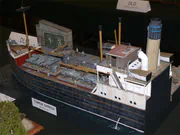 Tobruk Express diorama depicting a World War II scene - photo No. 2 - side view