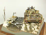 German Panzer IV Ausf. J medium tank plastic model built in a 1:35 scale WWII diorama - photo No. 9 - close-up